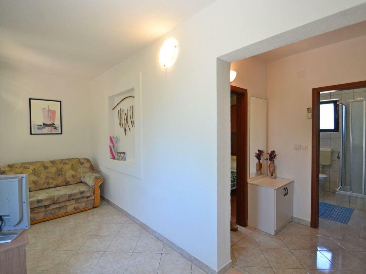 Holiday Home Nikolina By Interhome Vir Luaran gambar