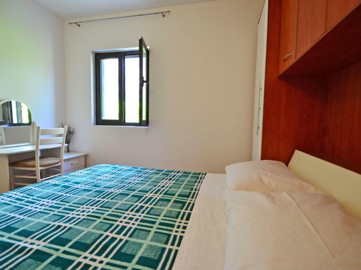 Holiday Home Nikolina By Interhome Vir Luaran gambar